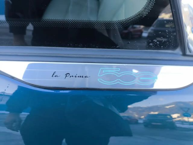 Fiat 500e La Prima