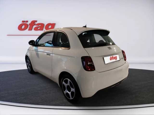 Fiat 500e 42 kWh Passion