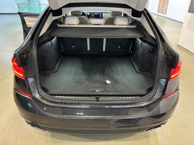 BMW 640 640i Gran Turismo Sedan xDrive
