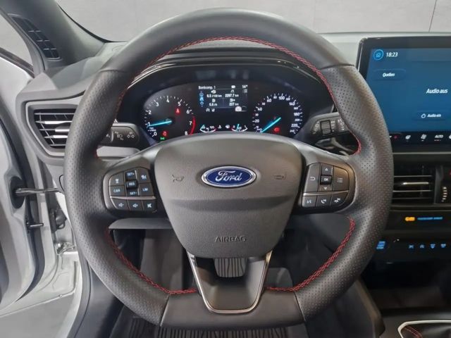 Ford Focus EcoBoost ST Line Wagon