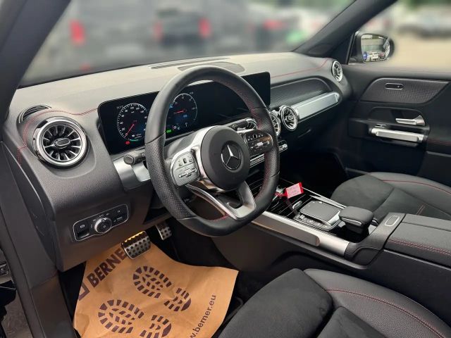 Mercedes-Benz EQB 300 4MATIC