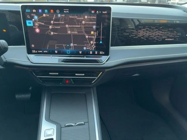 Volkswagen Passat Business DSG IQ.Drive