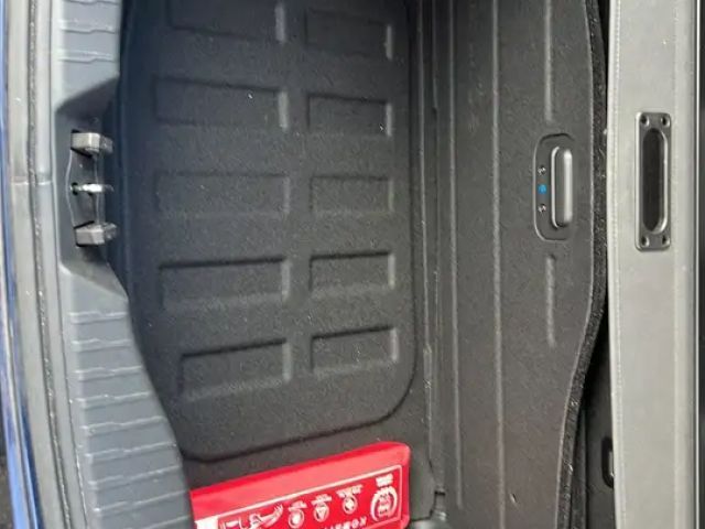 SsangYong Tivoli 2WD Sapphire