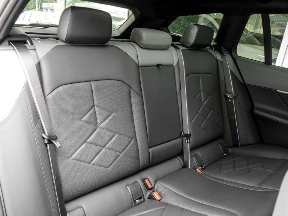 BMW i5 M60 Touring xDrive