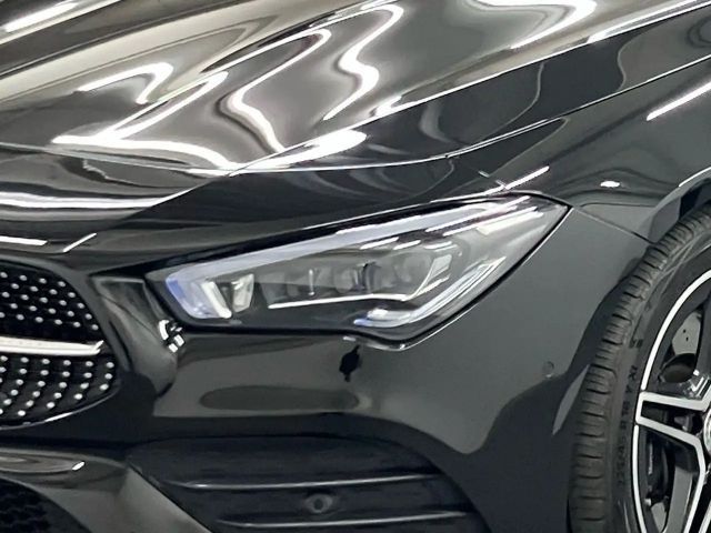 Mercedes-Benz CLA 250 4MATIC AMG Line