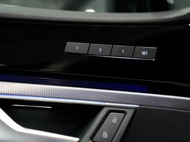 Volkswagen Touareg R-Line Style