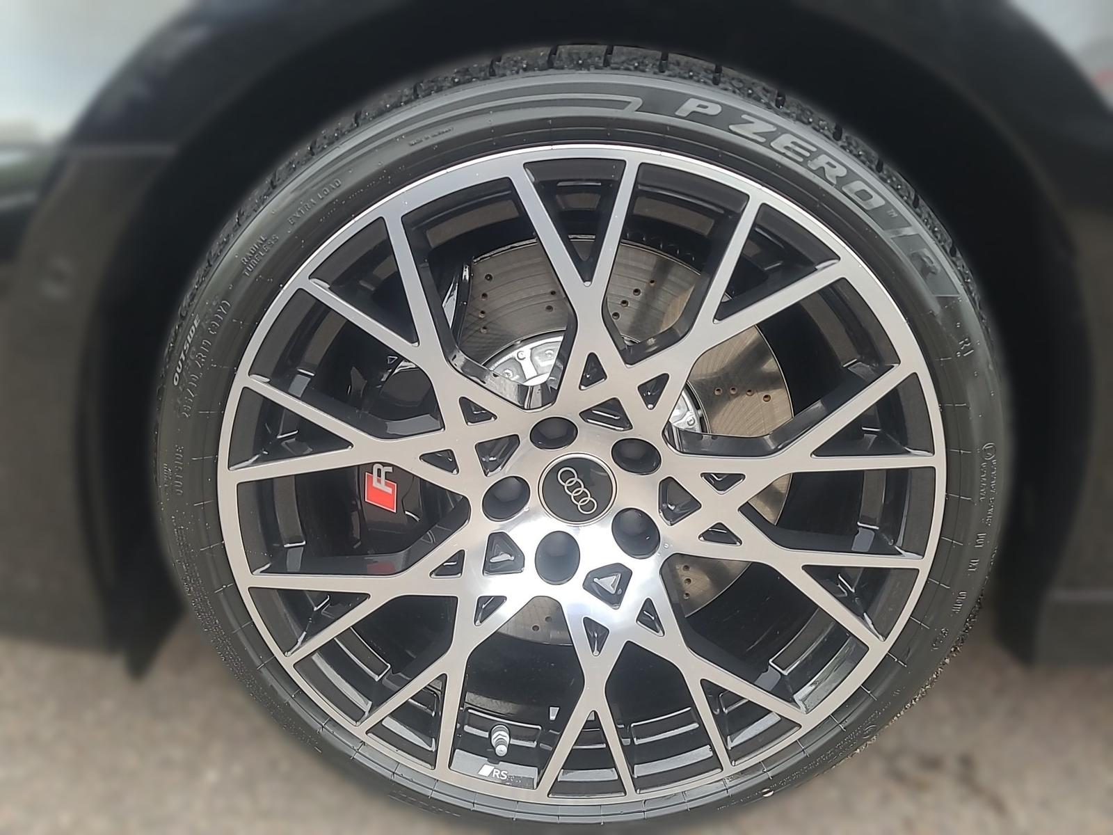 Audi RS3 Quattro S-Tronic Sedan