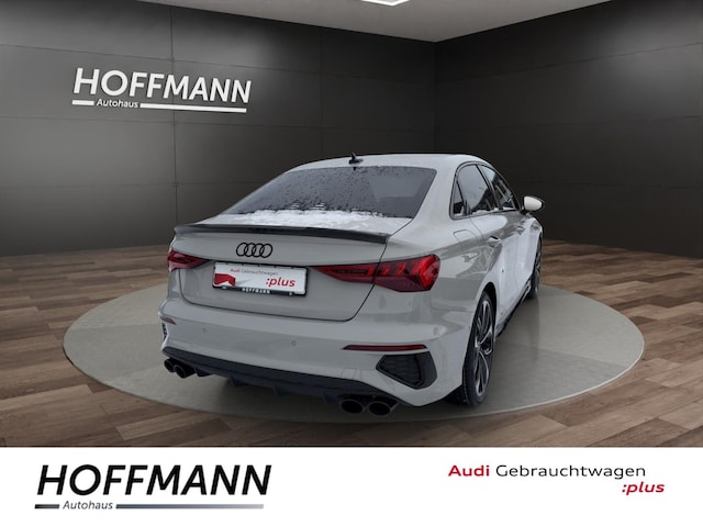 Audi S3 Quattro S-Tronic Sedan