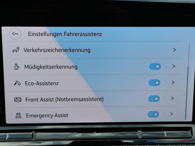 Volkswagen Golf R-Line Variant