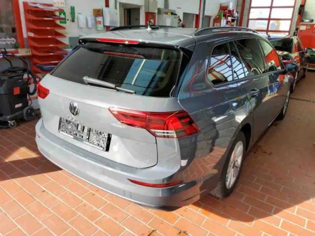 Volkswagen Golf 2.0 TDI DSG Life Variant