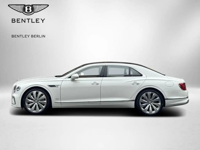 Bentley Flying Spur Hybrid V8
