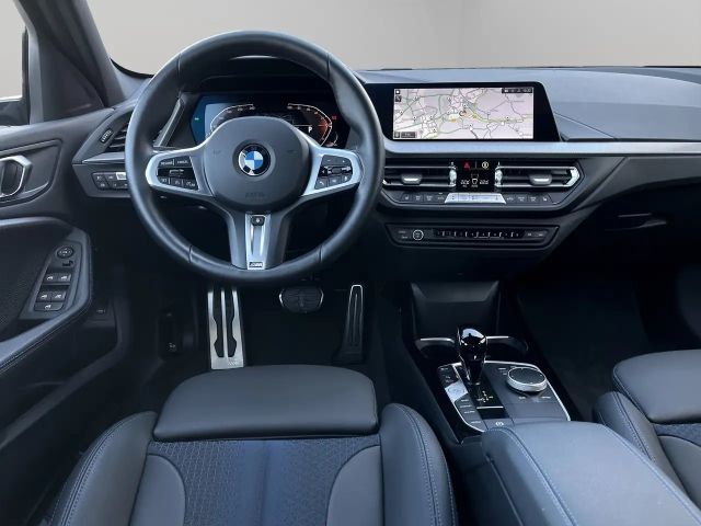 BMW 118 118i M-Sport Sedan