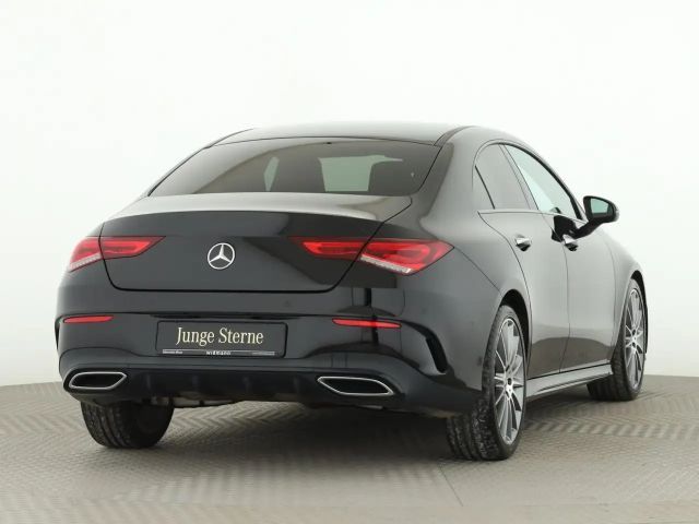 Mercedes-Benz CLA 200 AMG Line Coupé