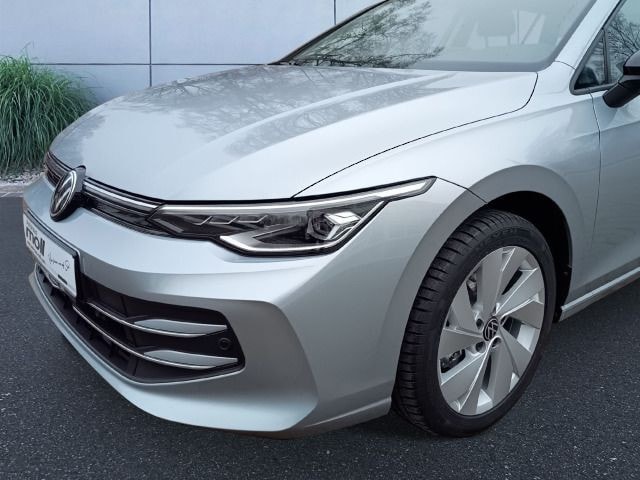 Volkswagen Golf 1.5 eTSI DSG Variant