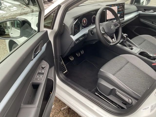 Volkswagen Golf 1.5 TSI Golf VIII