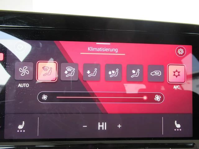 Volkswagen Golf DSG Life Variant