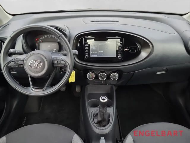 Toyota Aygo X Hatchback Play X-play