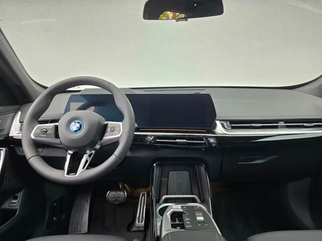 BMW iX1 xDrive30