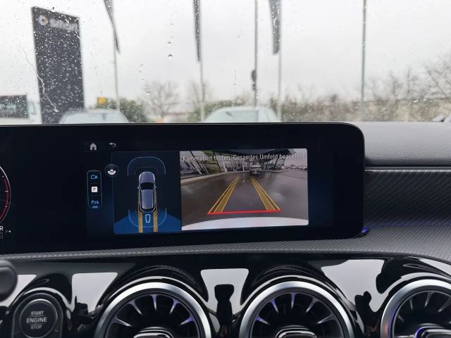 Mercedes-Benz A 180 A 180 d