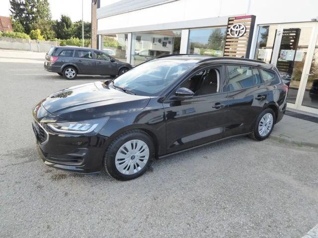 Ford Focus Traveller 1,5 EcoBlue *LED*NAVI*PDC*
