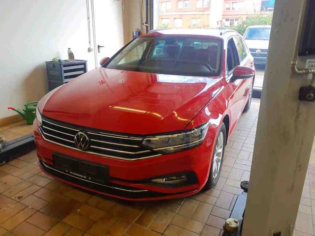 Volkswagen Passat 2.0 TDI Business DSG Variant