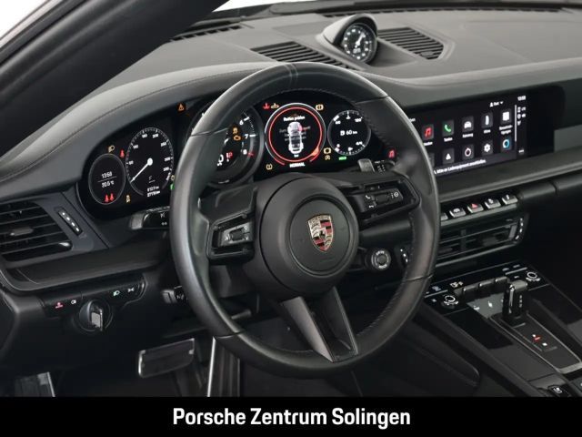 Porsche 992 Cabrio Carrera GTS