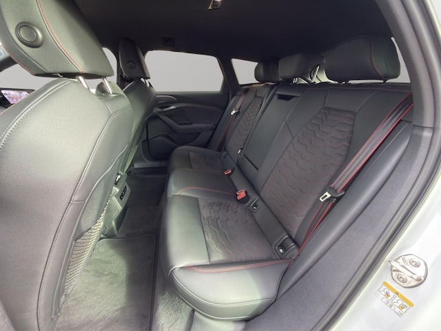 Audi A6 e-tron Avant Quattro