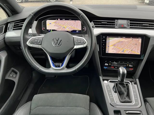 Volkswagen Passat DSG GTE Variant