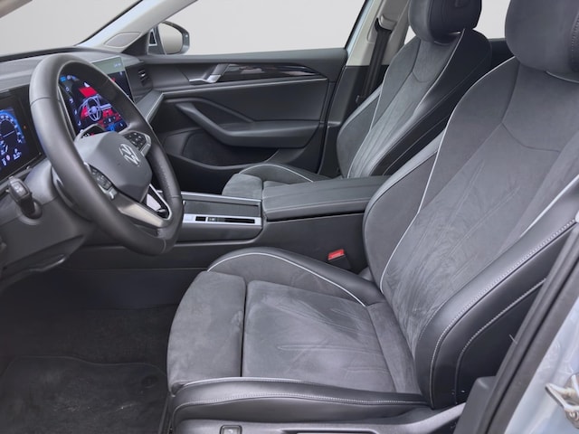 Volkswagen Passat 1.5 eTSI Business DSG