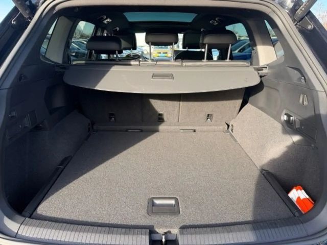 Volkswagen Tiguan 2.0 TSI Allspace DSG R-Line