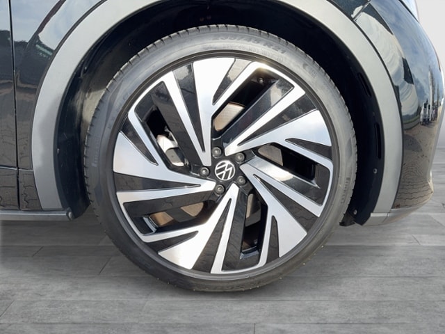 Volkswagen ID.5 AHK AREA VIEW MATRIX WÄRMEPUMPE LED NAVI ALU