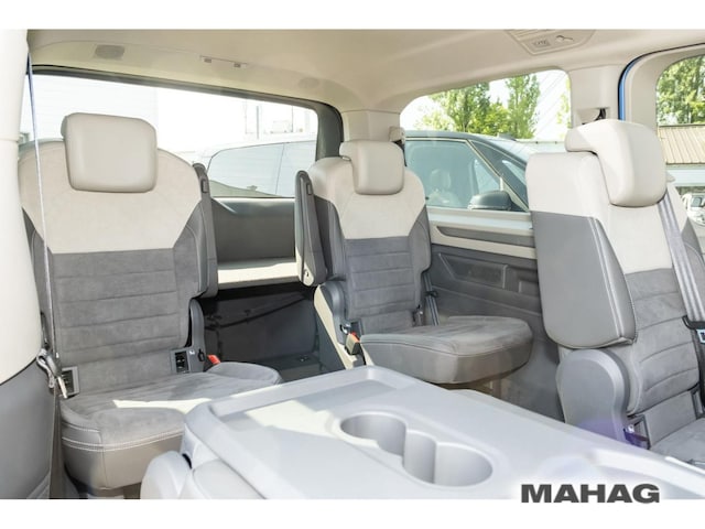 Volkswagen Multivan Life T7