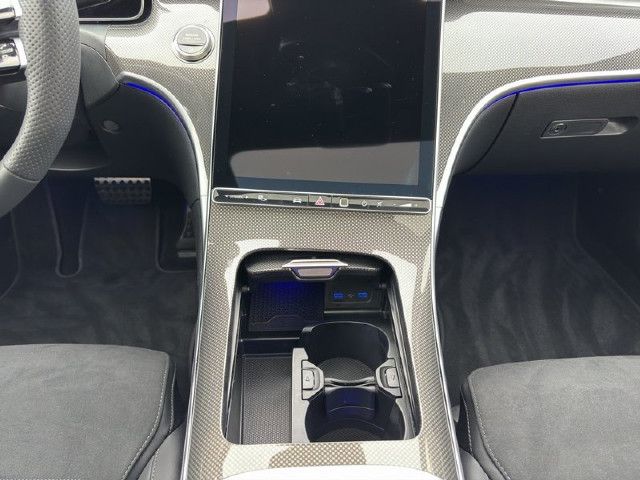 Mercedes-Benz C 220 AMG Line C 220 d Sedan