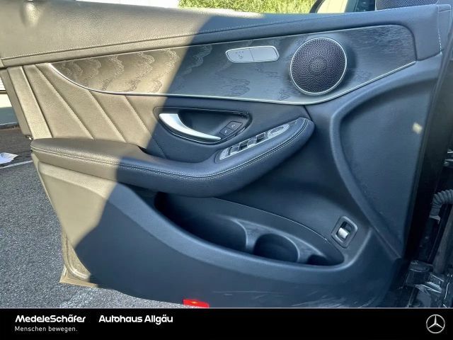 Mercedes-Benz GLC 300 4MATIC AMG Line