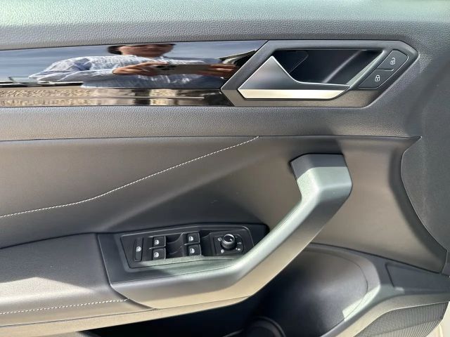 Volkswagen T-Roc DSG R-Line