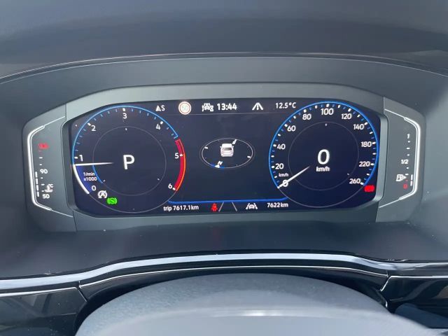 Volkswagen Touran DSG Highline R-Line