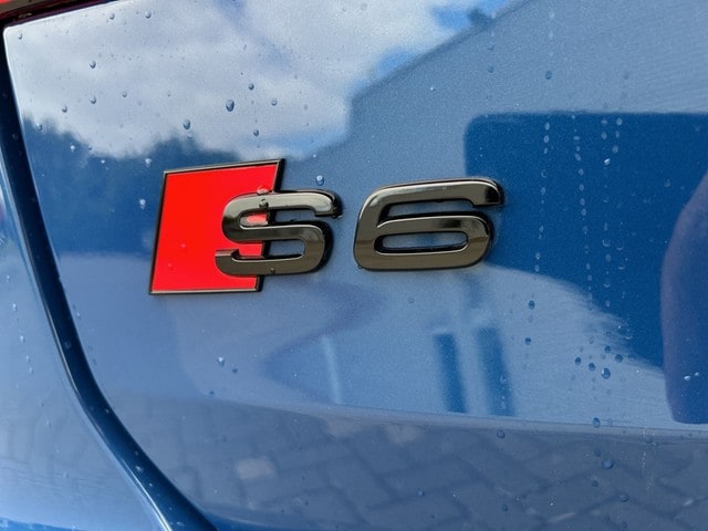 Audi S6 Avant Quattro