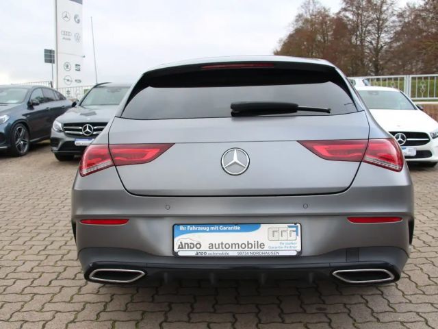 Mercedes-Benz CLA 200 AMG Line