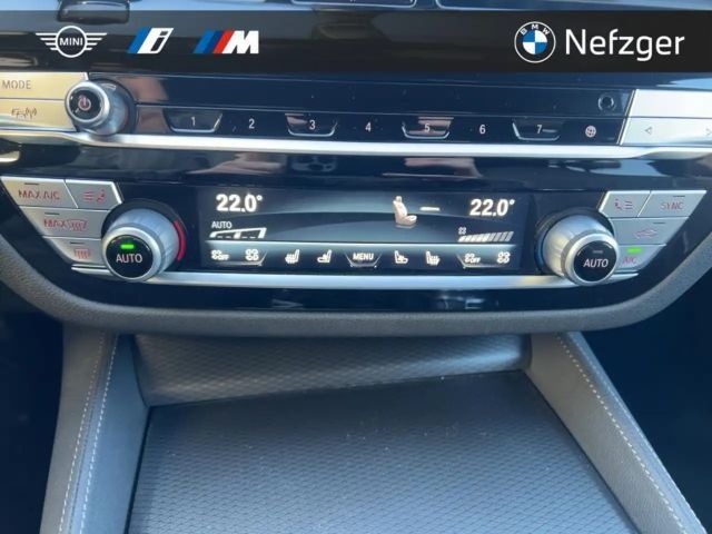 BMW 540 540d M-Sport Touring xDrive