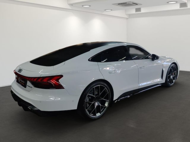 Audi RS e-tron GT Performance Quattro