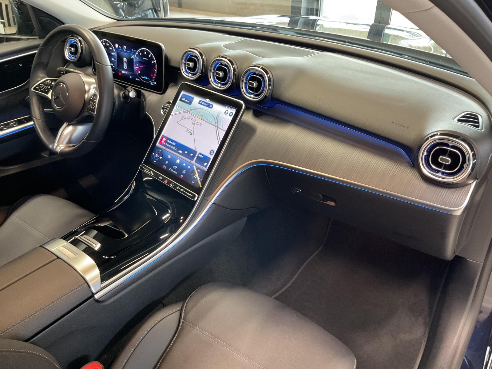 Mercedes-Benz C 200 AVANTGARDE Sedan