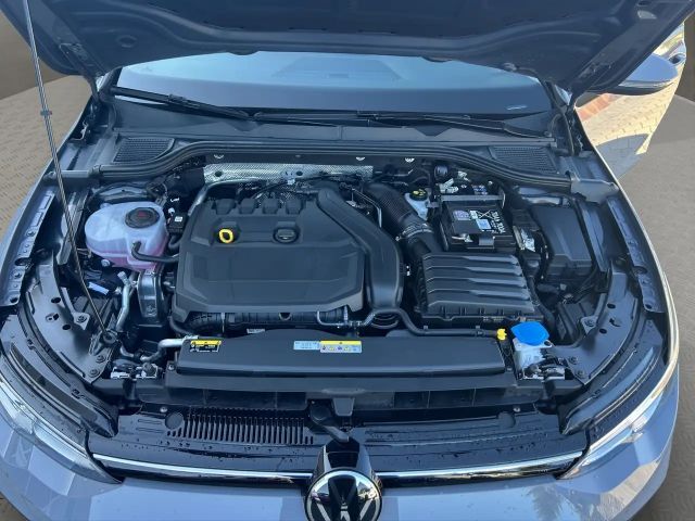 Volkswagen Golf 1,5 TSI Navi LED AHK SHZ RFK ACC