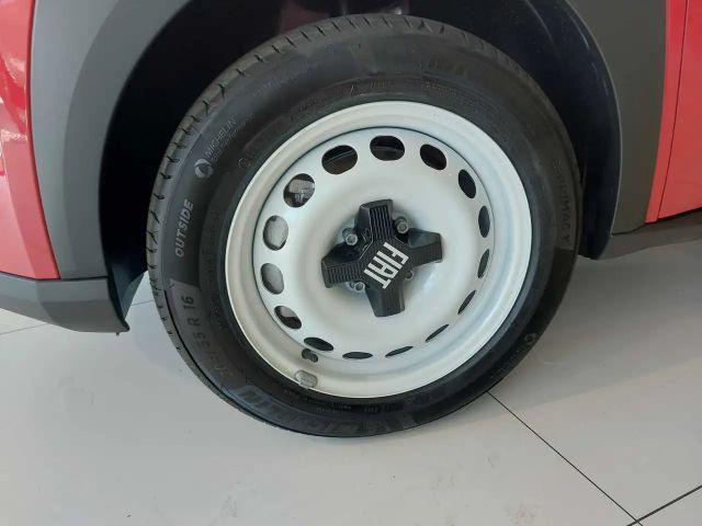 Fiat Grande Panda E RED