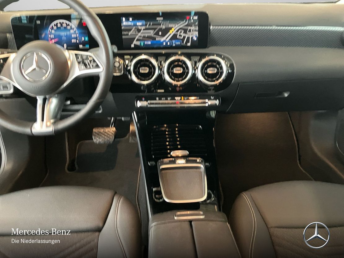 Mercedes-Benz A 200 Progressive