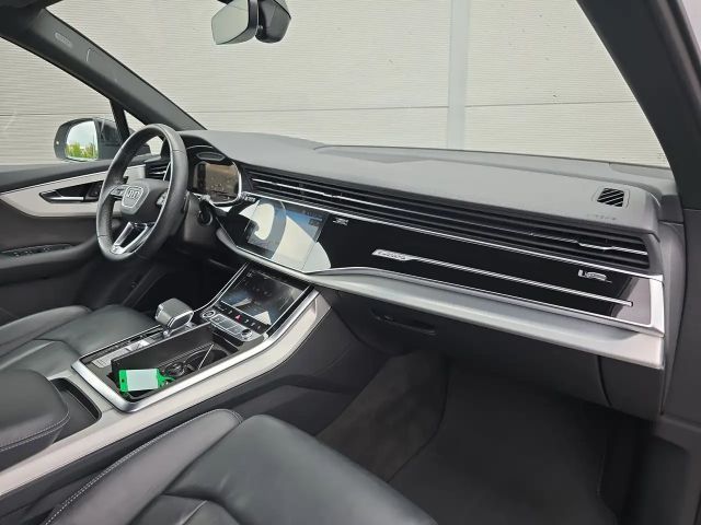 Audi Q7 50 TDI Quattro S-Line