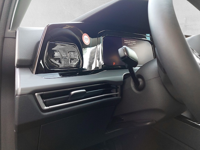 Volkswagen Golf 1.5 eTSI Style