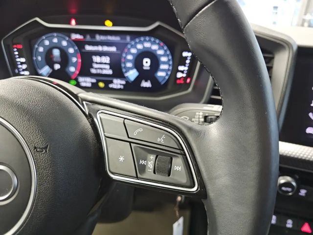 Audi A1 Climatronic,Sitzheizung,Tempomat