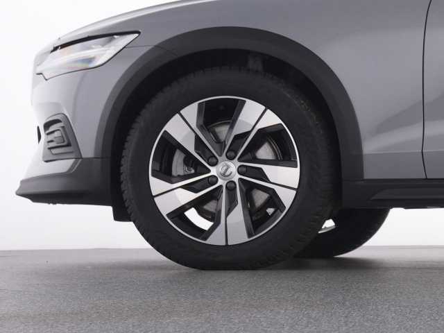 Volvo V60 Cross Country CC