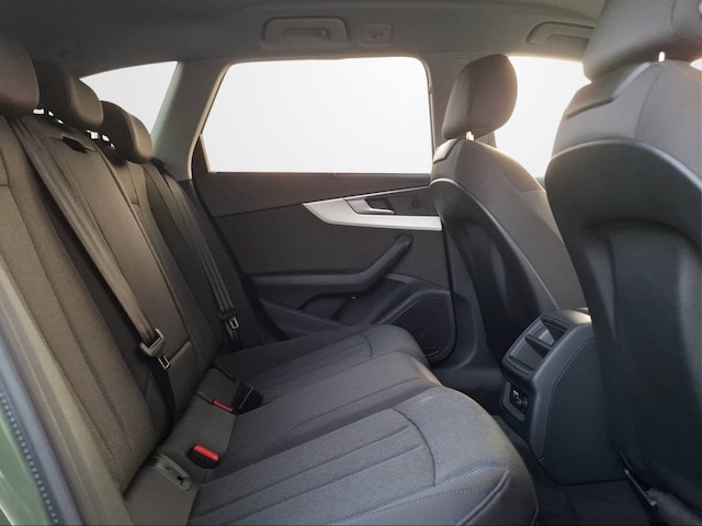 Audi A4 35 TFSI Avant S-Tronic