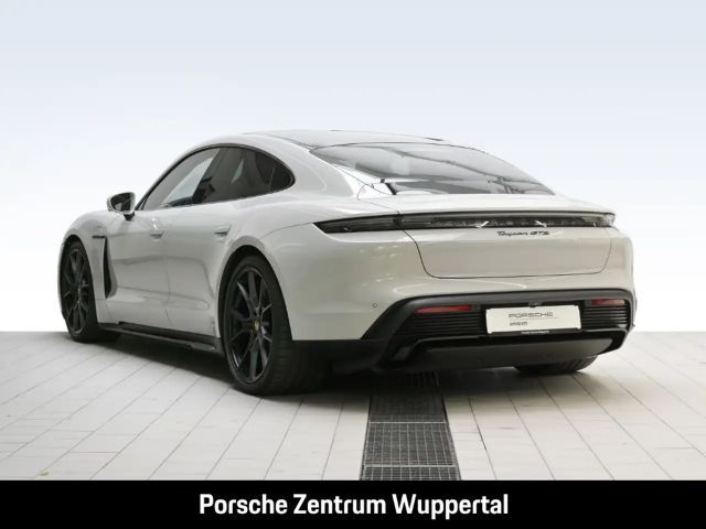Porsche Taycan GTS